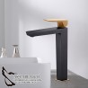 Monomando lavabo alto Infinite negro cristal y oro rosa
